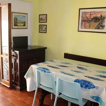 Trilo Roma Apartman Numana